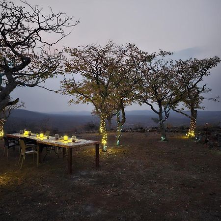Onduri Lodge Outjo Exterior photo